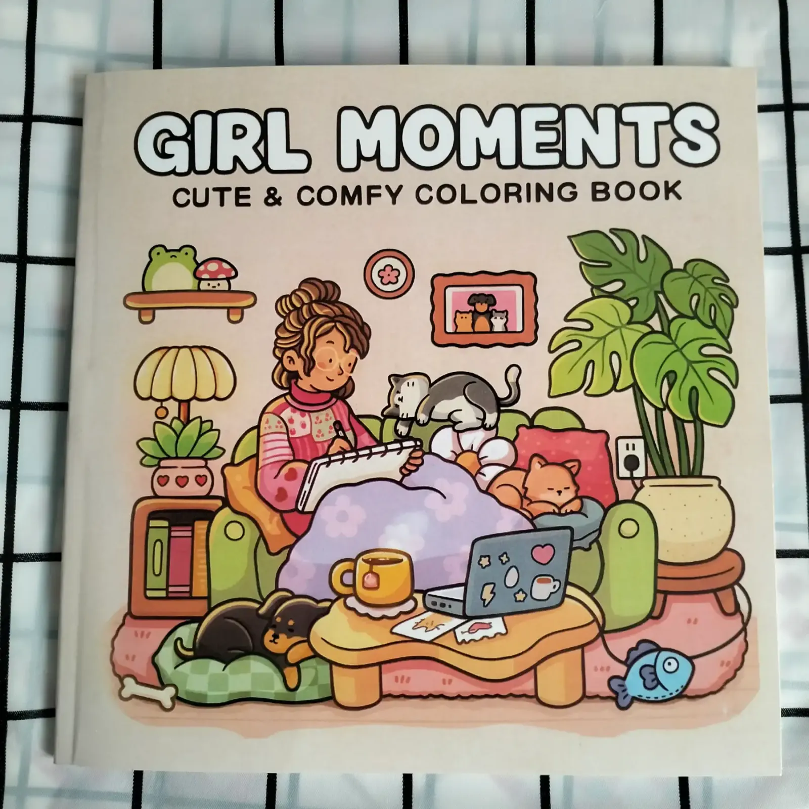 GIRLS MOMENTS 1